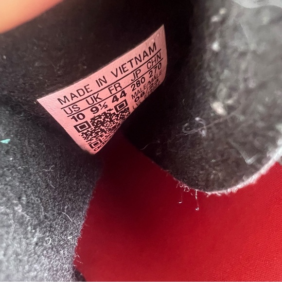 NEW Adidas Gazelle Trainers - Green/Red - Picture 7 of 7